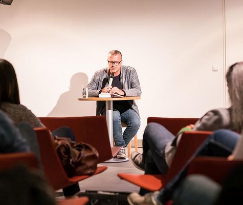 Bernhard Aichner bei der BergErlesen Veranstaltung, Bad Kleinkirchheim