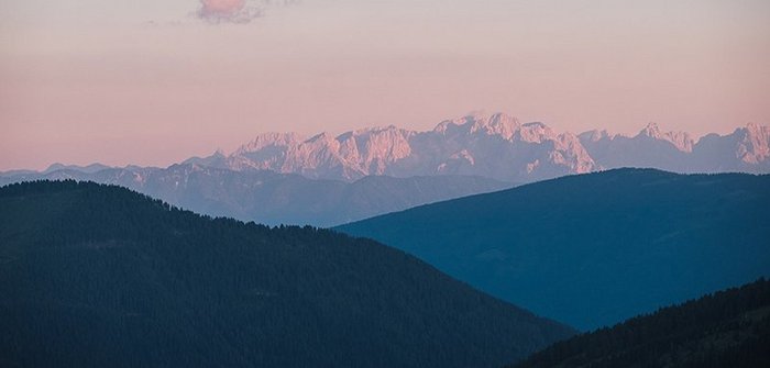 Sonnenuntergangsstimmung rund um die Bad Kleinkirchheimer Bergbahnen in Kärnten