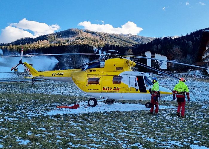 Kitz Air Helikopter für die Stützenmontage, neuer Lift im Skigebiet Bad Kleinkirchheim, Tellerlift in Kärnten