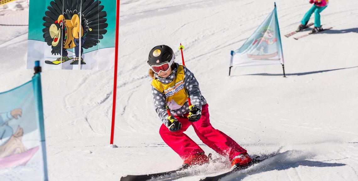 Kidsslope, Spielerisches Skifahren lernen, Top Skischulen in Kärnten, Skifahren lernen in Österreich, Top Familien-Skigebiet