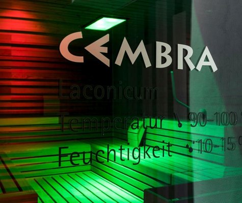 Cembra Laconicum - Zirben Sauna im Thermal Römerbad, Sauna-Oase in Kärnten, Wellness-Landschaft, Bad Kleinkirchheimer Bergbahnen