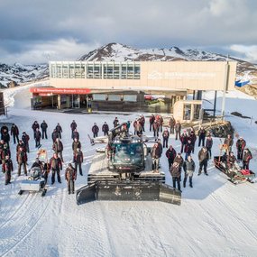 Team der Bad Kleinkirchheimer Bergbahnen, Pistengerätefahrer, Pistenretter, Seilbahnmitarbeiter