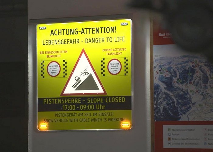 Warntafel Pistengerät am Seil, im Skigebiet Bad Kleinkirchheim