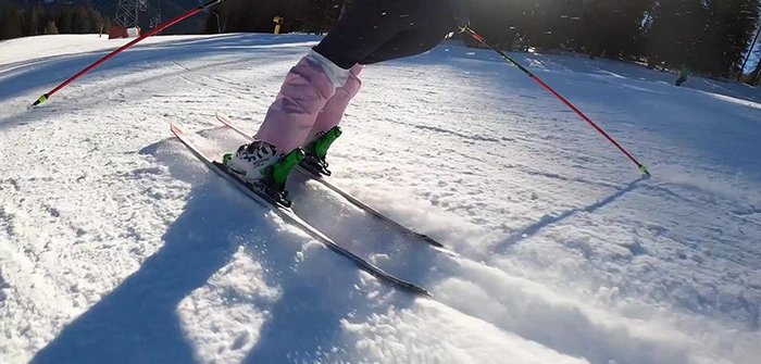 Carvingschwung auf der Spitzeckabfahrt, im Skigebiet Bad Kleinkirchheim Kärnten