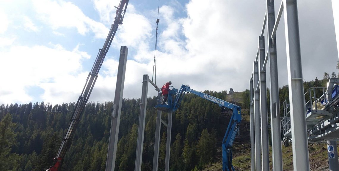 Talstation Bau, Spitzeckbahn in den Nockbergen, Skigebiet Bad Kleinkirchheim