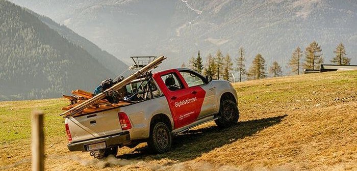 Zäuner-Auto der Bad Kleinkirchheimer Bergbahnen, Nockberge Panorama