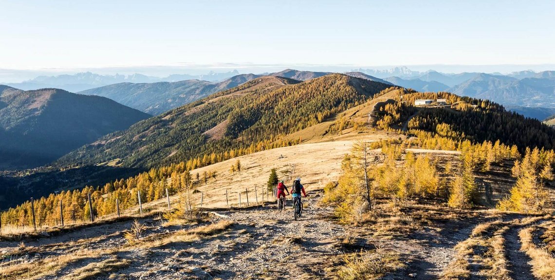 Herbststimmung beim Bike-Ausflug, Nockberge Ausflugsziel, Bad Kleinkirchheimer Bergbahnen