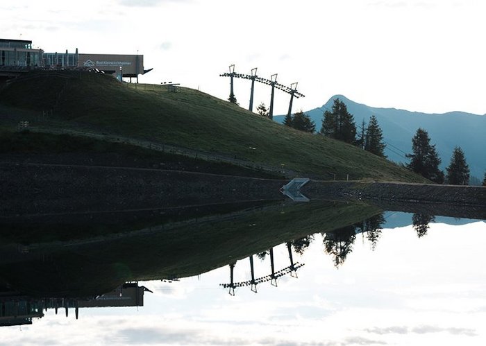 Wasserspiegelung des Brunnachsees in den Nockbergen
