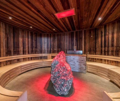 Granatsauna im Thermal Römerbad, Bad Kleinkirchheim, Wellness-Urlaub in den Bergen, Auszeit zu zweit