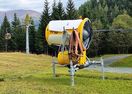 Technoalpin TF10 Niederdruck-Propellermaschine im Bad Kleinkirchheimer Skigebiet