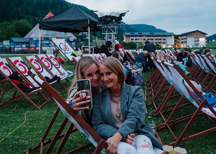 Abend-Ausflug in Kärnten, Zeit zu zweit beim Freiluftkino, Silent Cinema in Kärnten