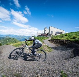 15 km Flow Country Trail Bad Kleinkirchheimer Bergbahnen, Start-Portal Bergstation Kaiserburgbahn