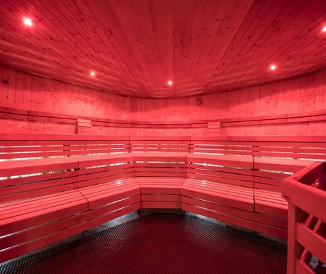 Fortuna Laconicum - Finnische Sauna im Thermal Römerbad, Bad Kleinkirchheimer Bergbahnen, stärkt Immunsystem, fördert Kreislauf