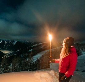 Fackelwanderung bei der Nachtfahrt zum Vollmond, Panorama über Bad Kleinkirchheim bei Nacht, Ausflugsziel bei Vollmond, Kärnten