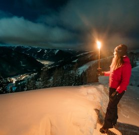 Fackelwanderung bei der Nachtfahrt zum Vollmond, Panorama über Bad Kleinkirchheim bei Nacht, Ausflugsziel bei Vollmond, Kärnten