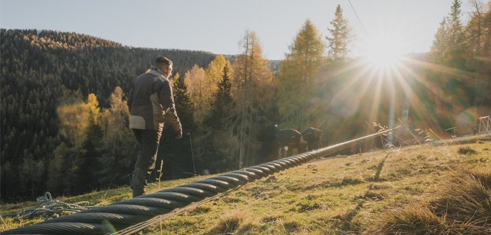 Revision bei den Bad Kleinkirchheimer Bergbahnen, Seilbahntechnik in Österreich, Seilspleissung im Herbst, Seilbahn bei Sonnenaufgang