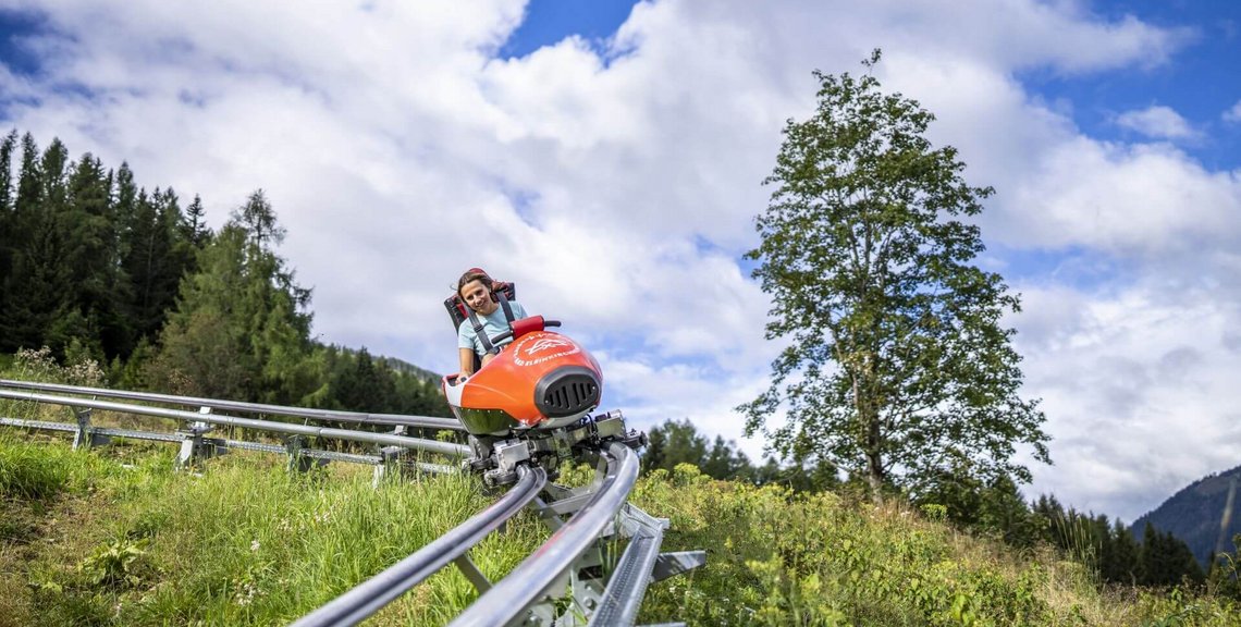 familienfreundliche Angebote Bad Kleinkirchheimer Bergbahnen, Ganzjahres Rollbobbahn, Angebotsvielfalt, Sommerurlaub mit der Familie
