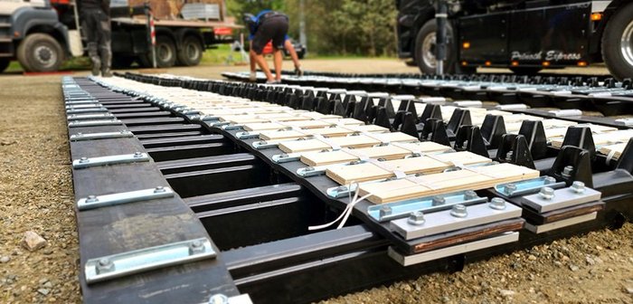 Laufwerke des neuesten Modells Prinoth Leitwolf, im Skigebiet Bad Kleinkirchheim, moderne Pistengeräte