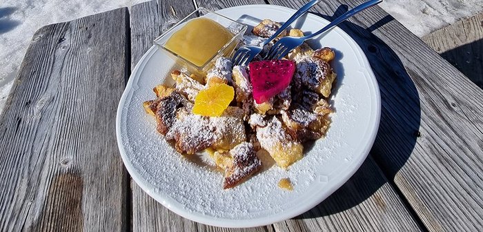 Österreichischer Kaiserschmarrn, Traditionsküche im Skigebiet, Hütteneinkehr, Regionale Küche in Kärntens Skigebiet