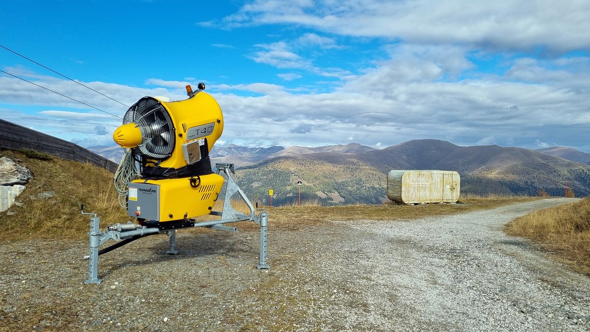 Ready, Set, Go! The Positioning of our snowmakers has started